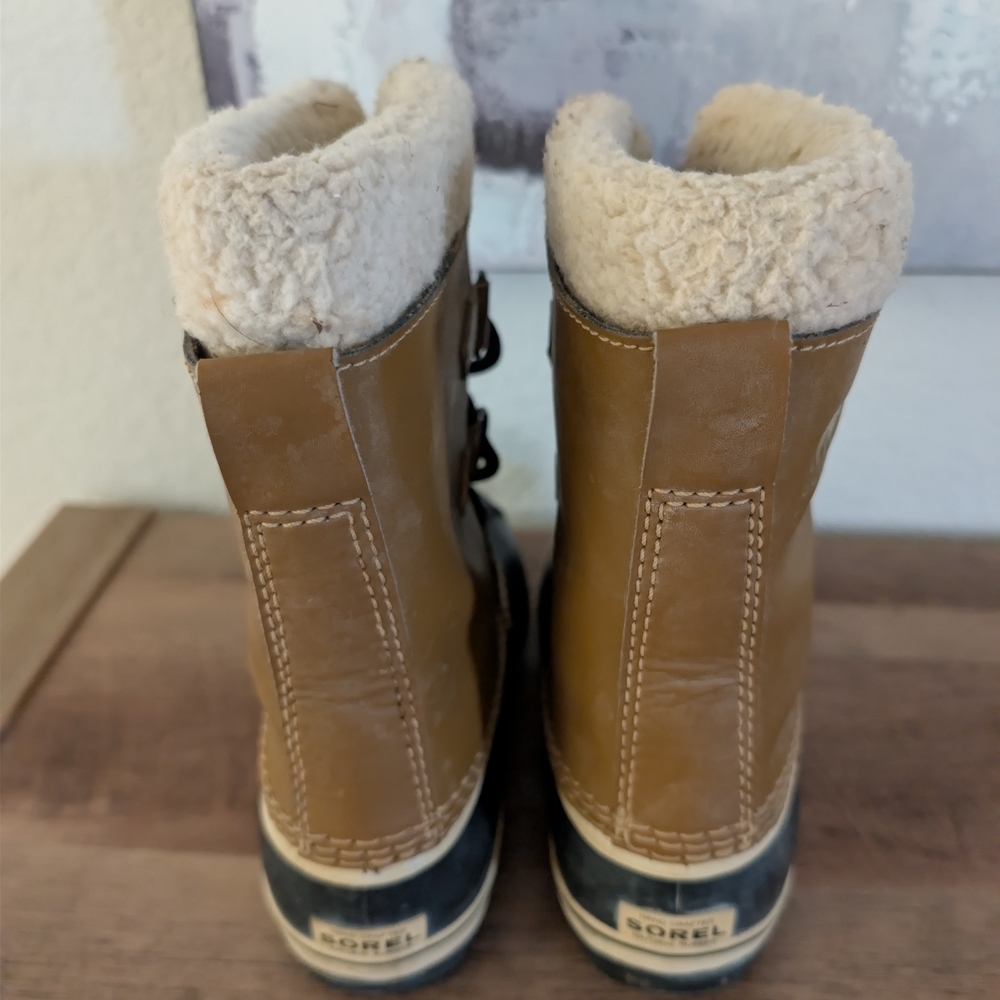 Sorel Tan and Black Kids Snow Boots - Picture 4 of 9